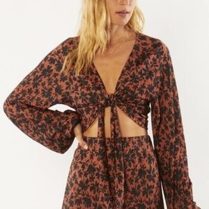 Amuse Society Black and Brown Floral Crop Top